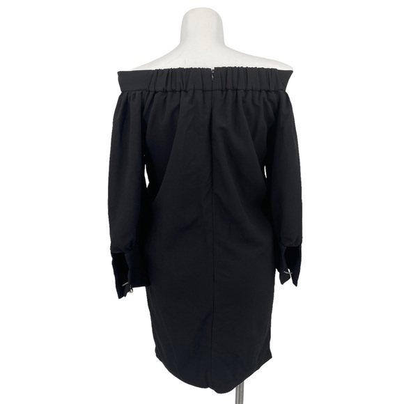 Strut & Bolt NWT Off The Shoulder Black Dress Chain Faux Pearl Large - Picture 3 of 16